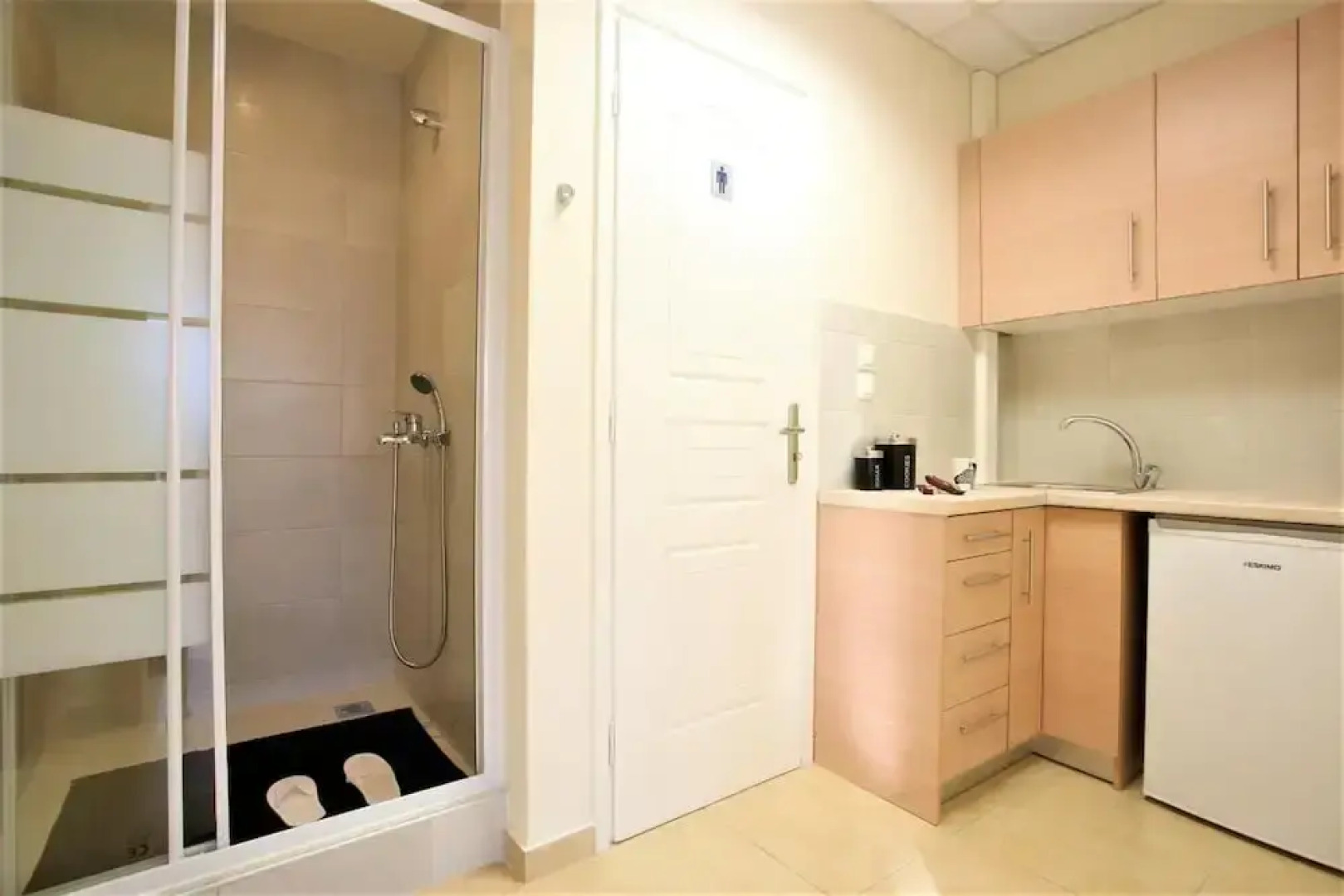 GK Airport Suites - Free Shuttle