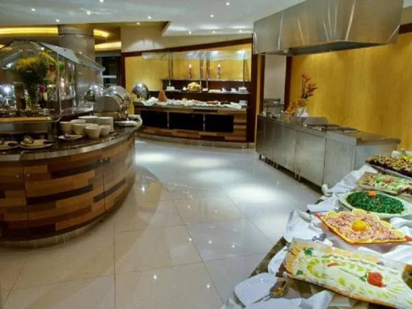 Boudl Half Moon Resort