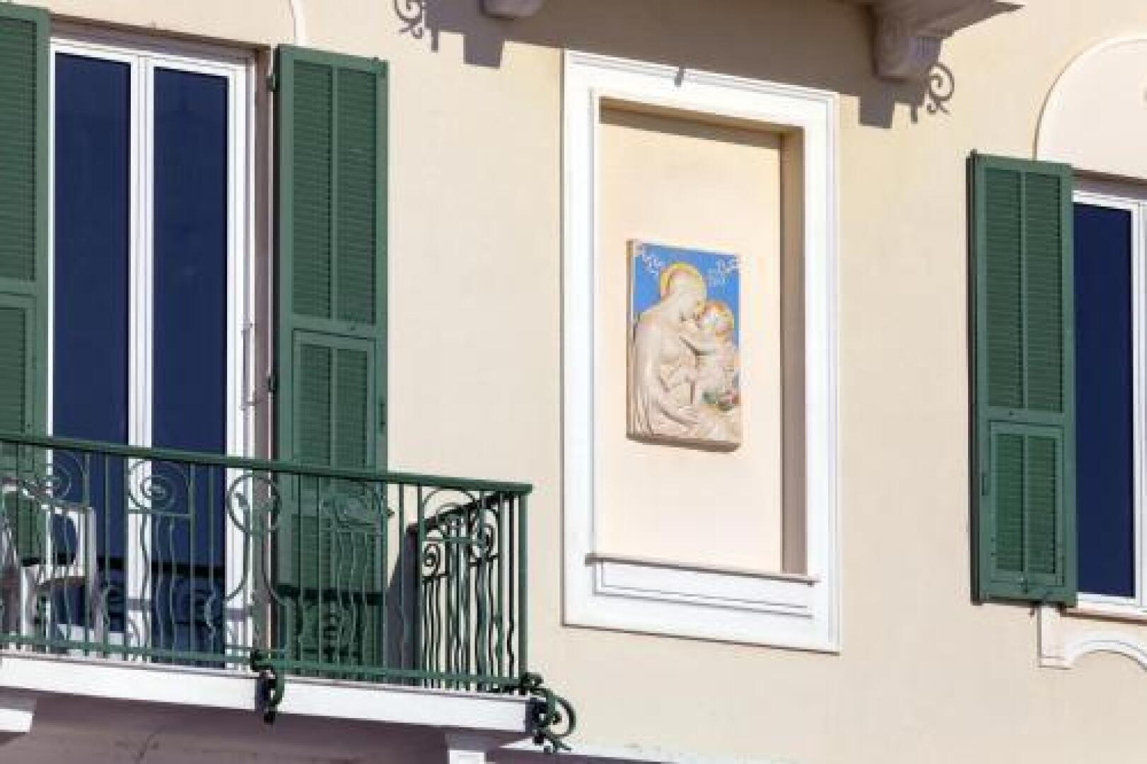 Hotel Eden Alaxi Hotels