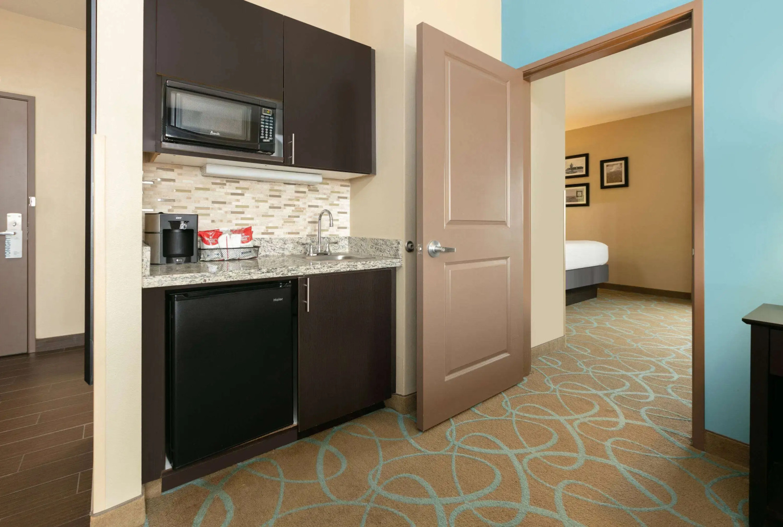 La Quinta Inn & Suites by Wyndham Clinton Historic Route 66