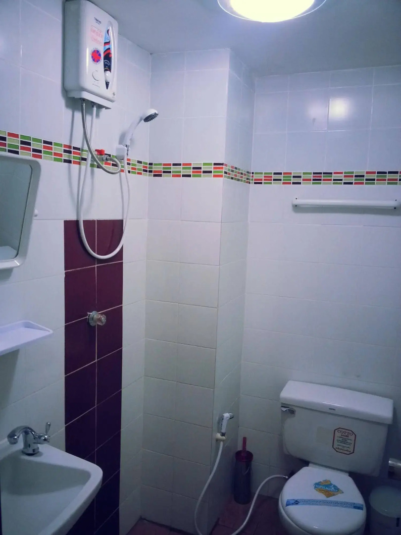 OYO 963 Sunshine Guesthouse