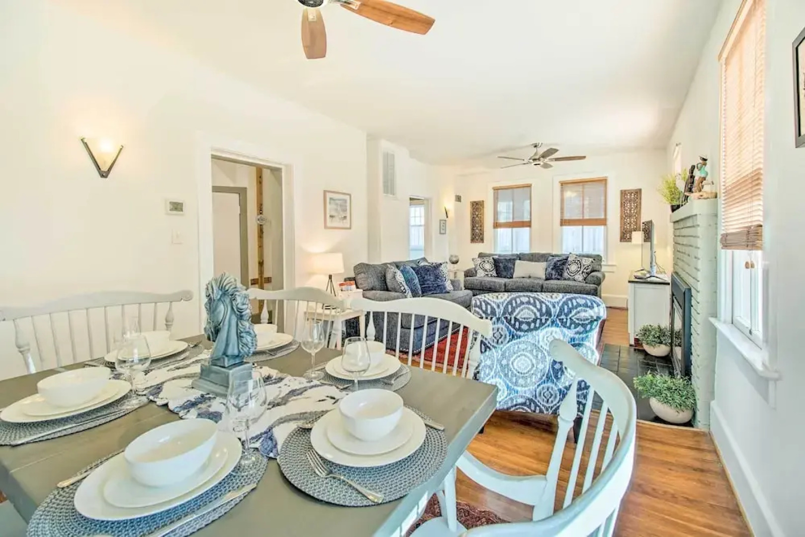 North Beach Cottage - Walk to Chesapeake Bay