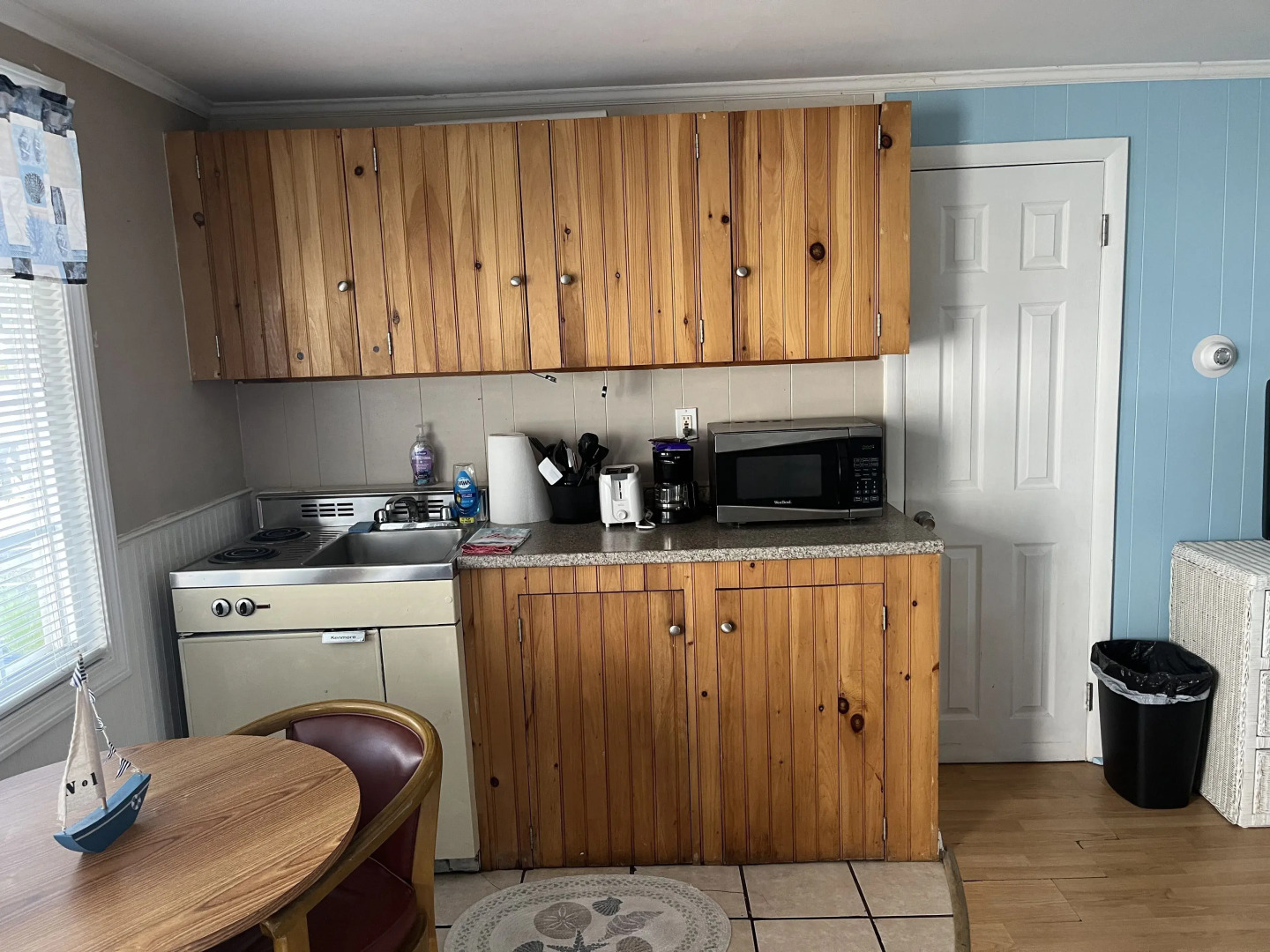 Sandcastle Inn & Motel