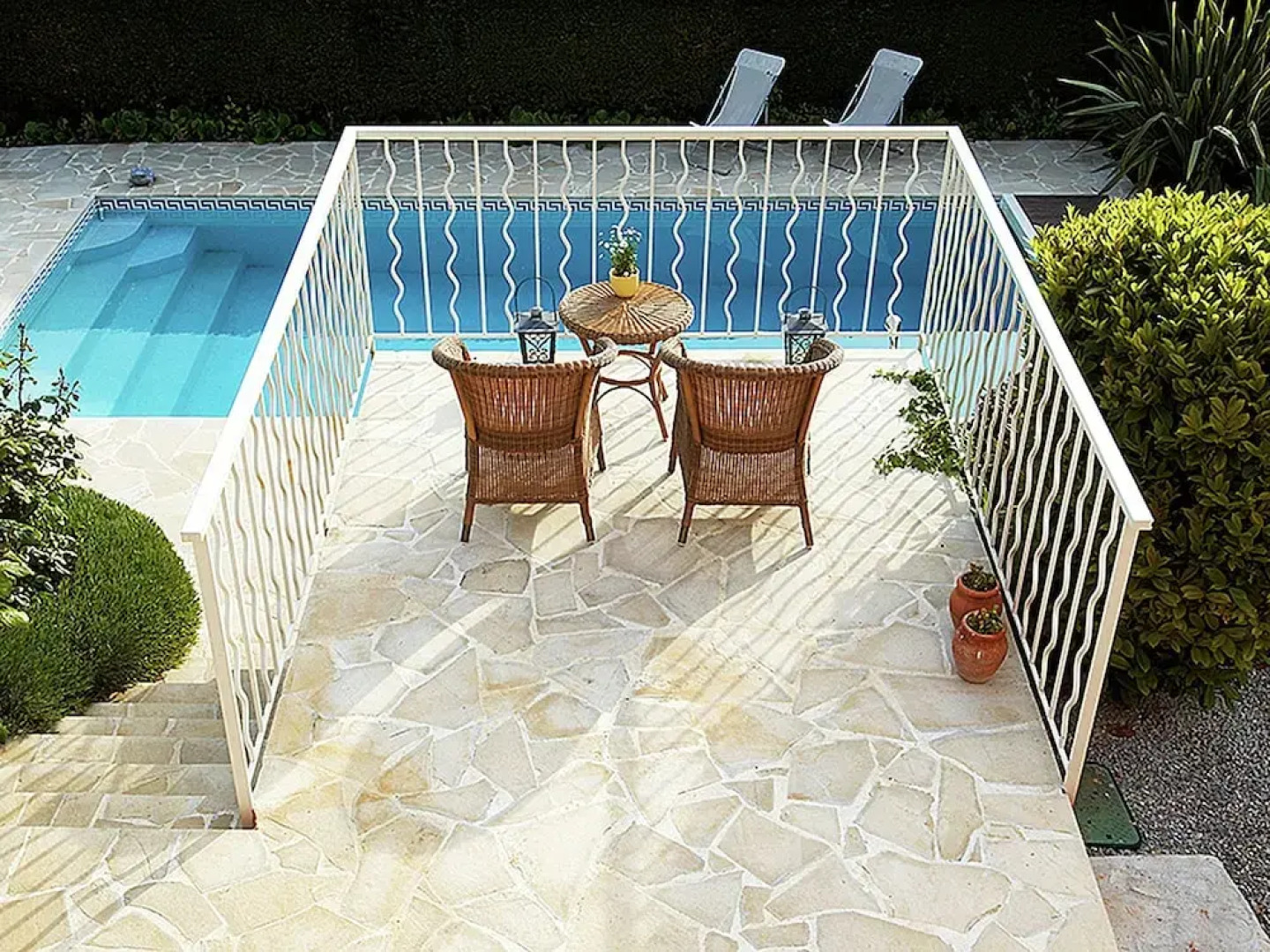 Stately Villa in La Gaude With Relaxation Area and Pool