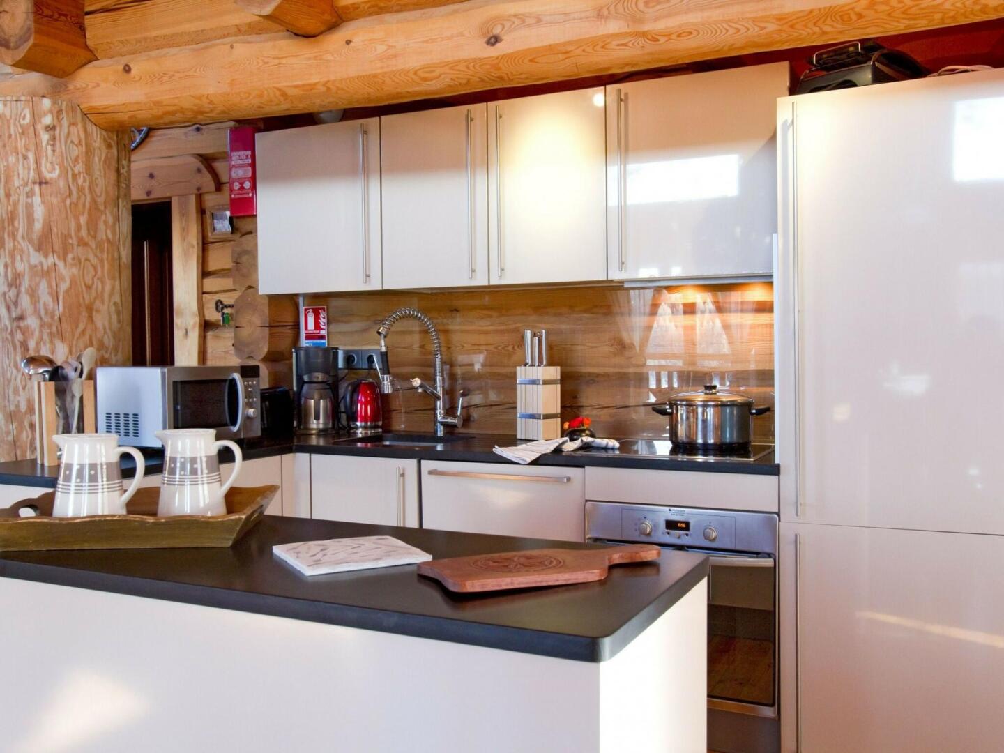 Authentic Chalet With a Fireplace at 500 m From the ski Lift