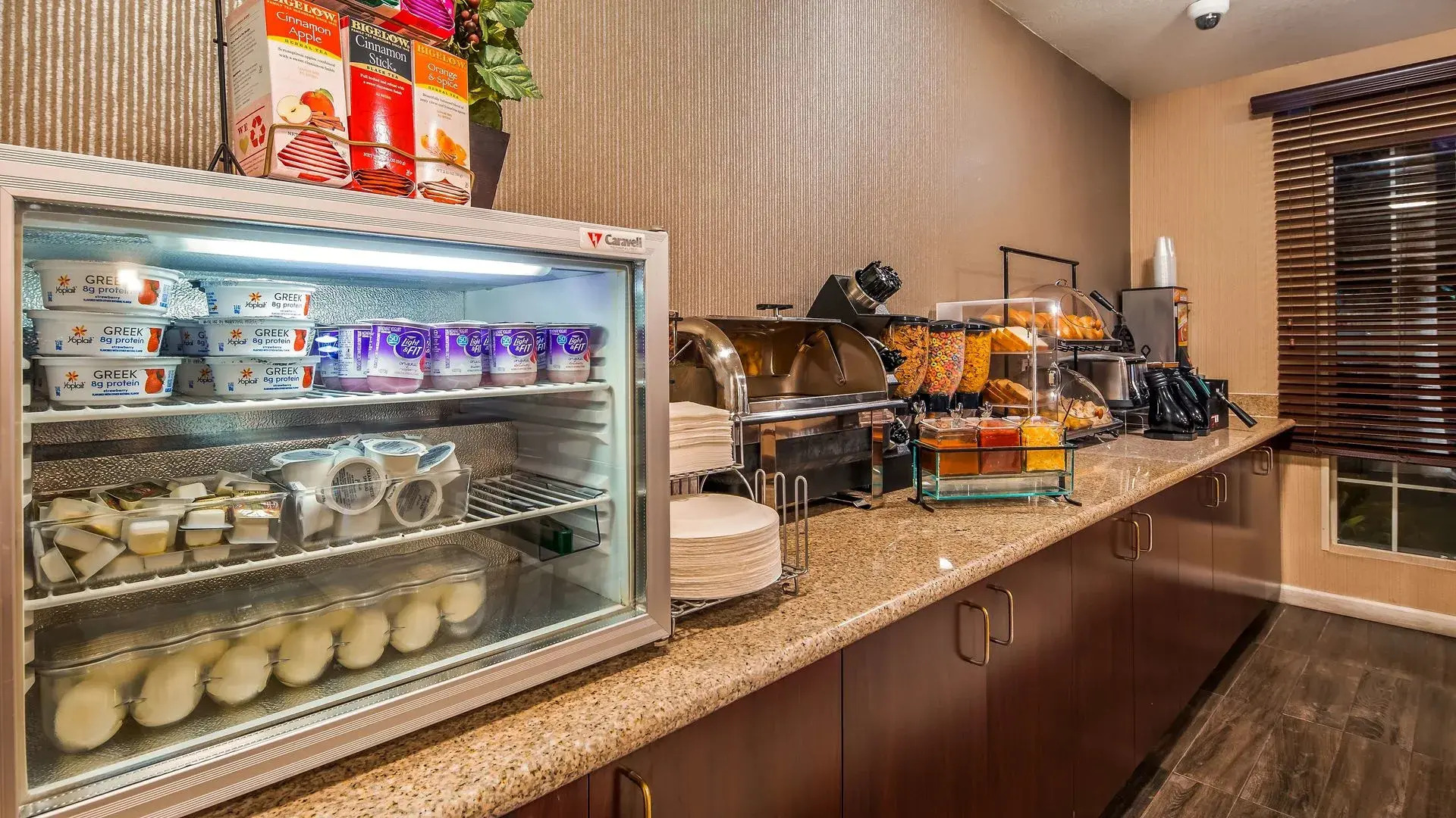 Best Western Luxury Inn