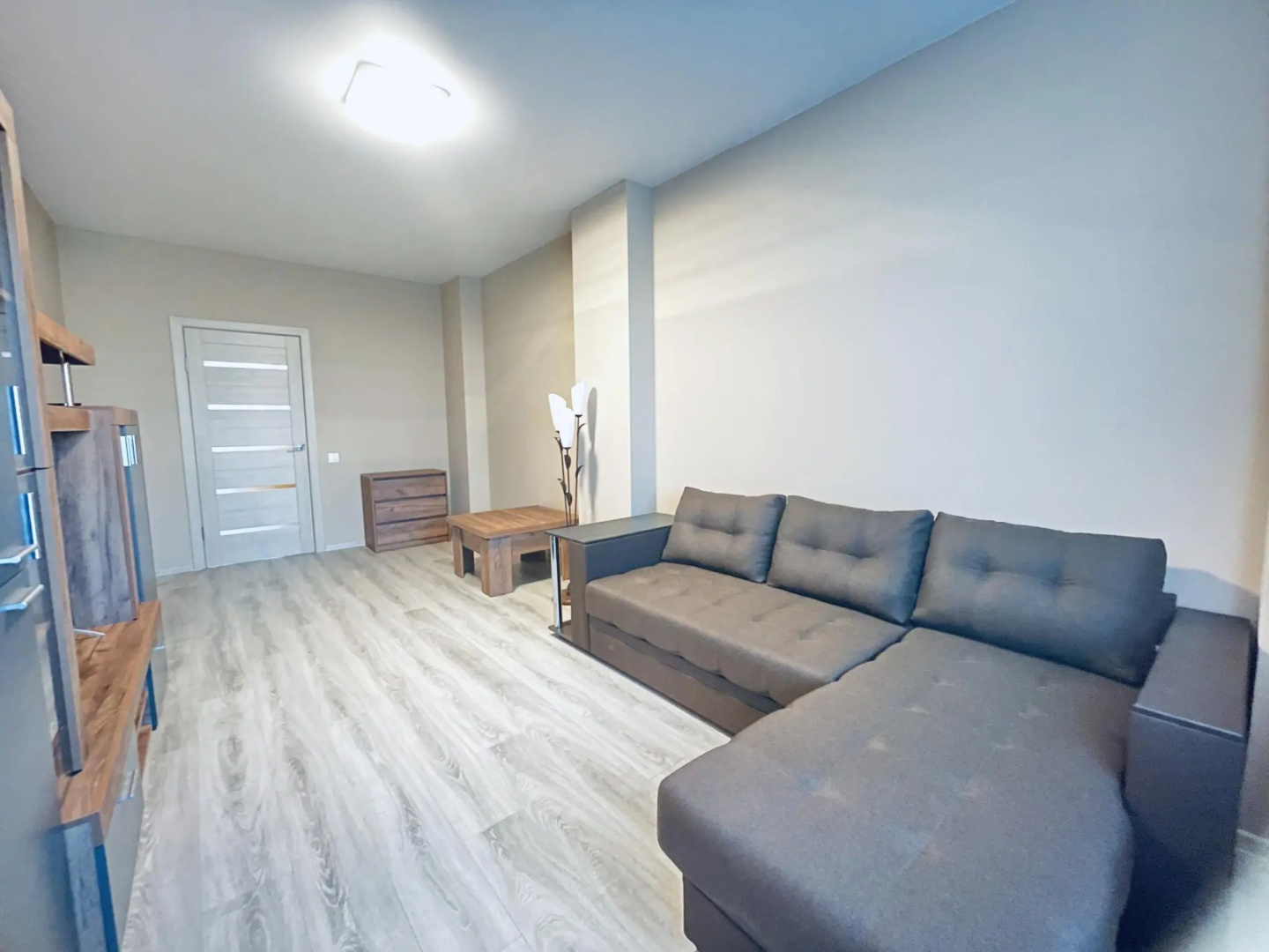 Vegas apartments (Вегас апартментс) на улице Маршала Баграмяна, 1