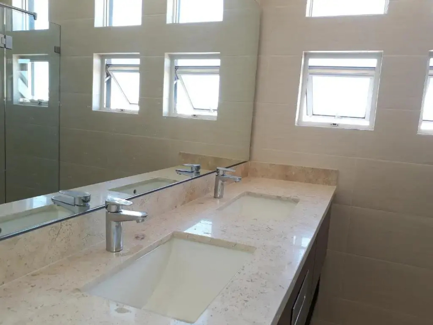 Seven Crown La Paz Malecon