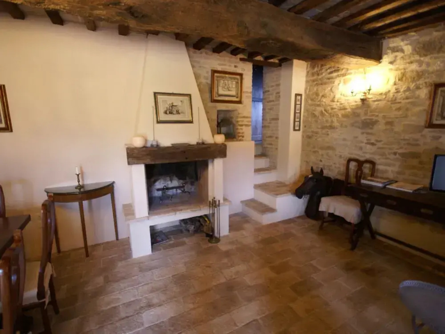 Belvilla by OYO Spacious Villa in Treia With Pool