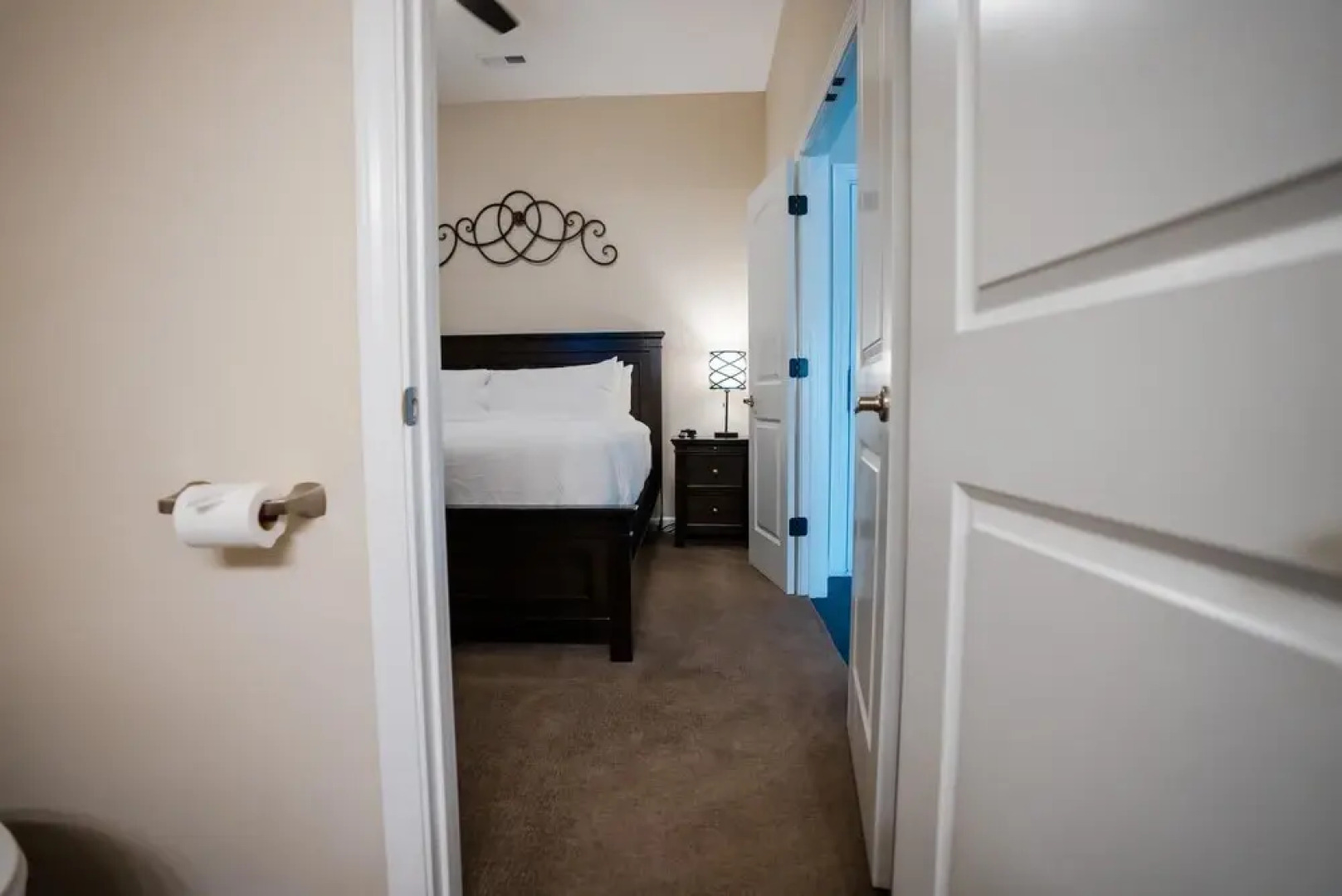 1 Bedroom Lake View Villa - Unit 606