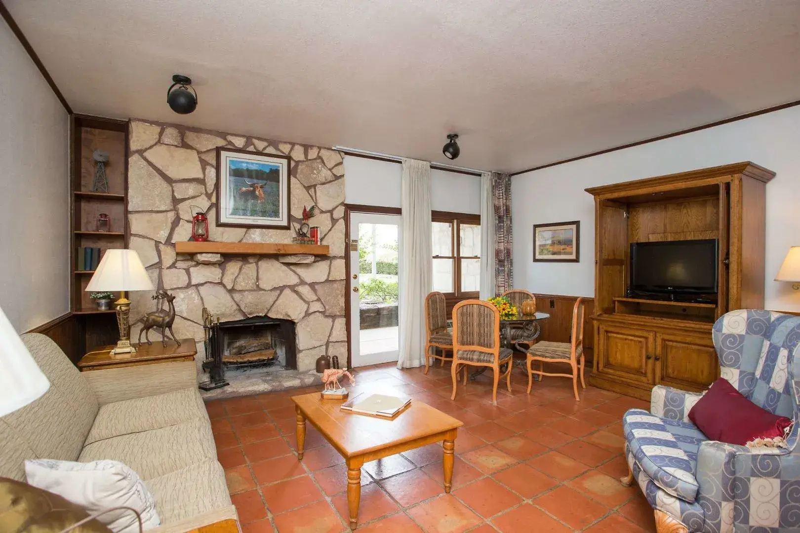 Y O Ranch Hotel