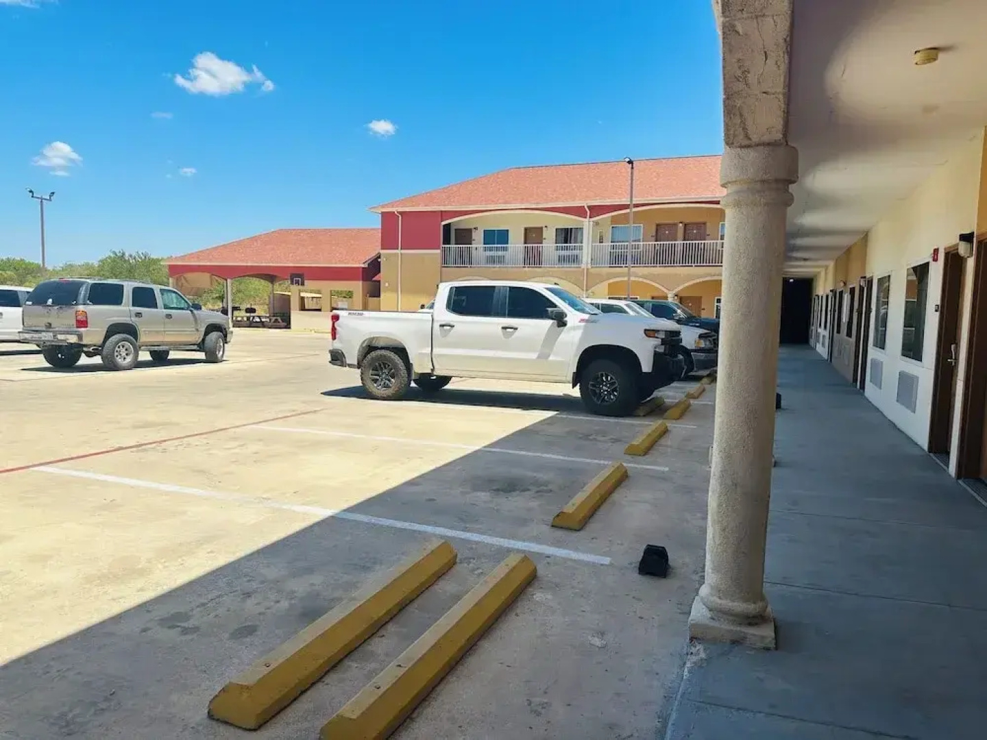 Executive Inn and Suites