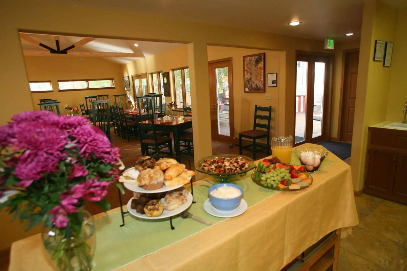 Frisco Inn on Galena Street