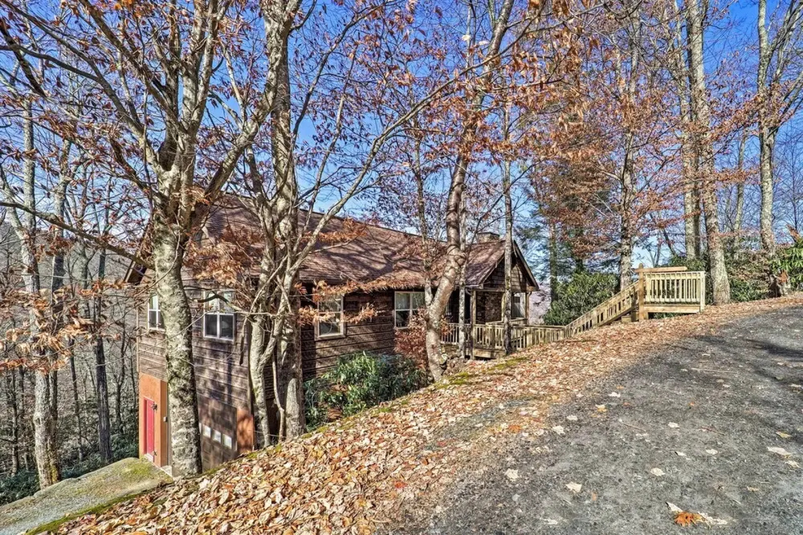 Near Ski Areas: Mtn-view Banner Elk Cabin