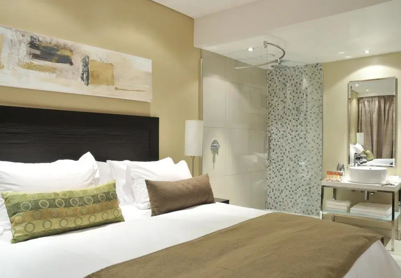 Protea Hotel by Marriott Transit O.R. Tambo Airport