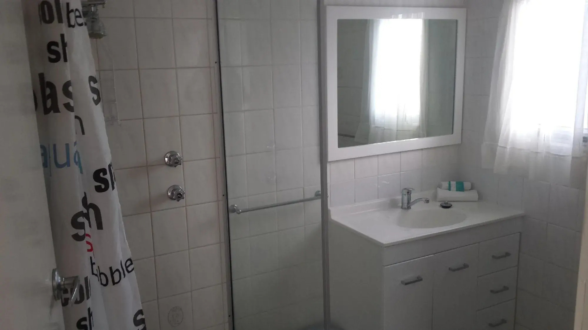 Albany Holiday Units