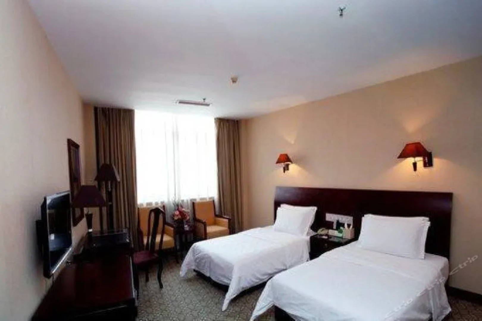 Xiangjun Huatian Commerce