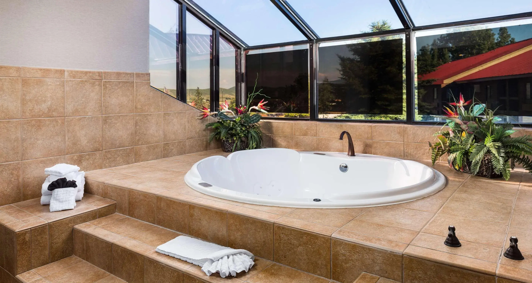 Best Western Plus Landmark Inn