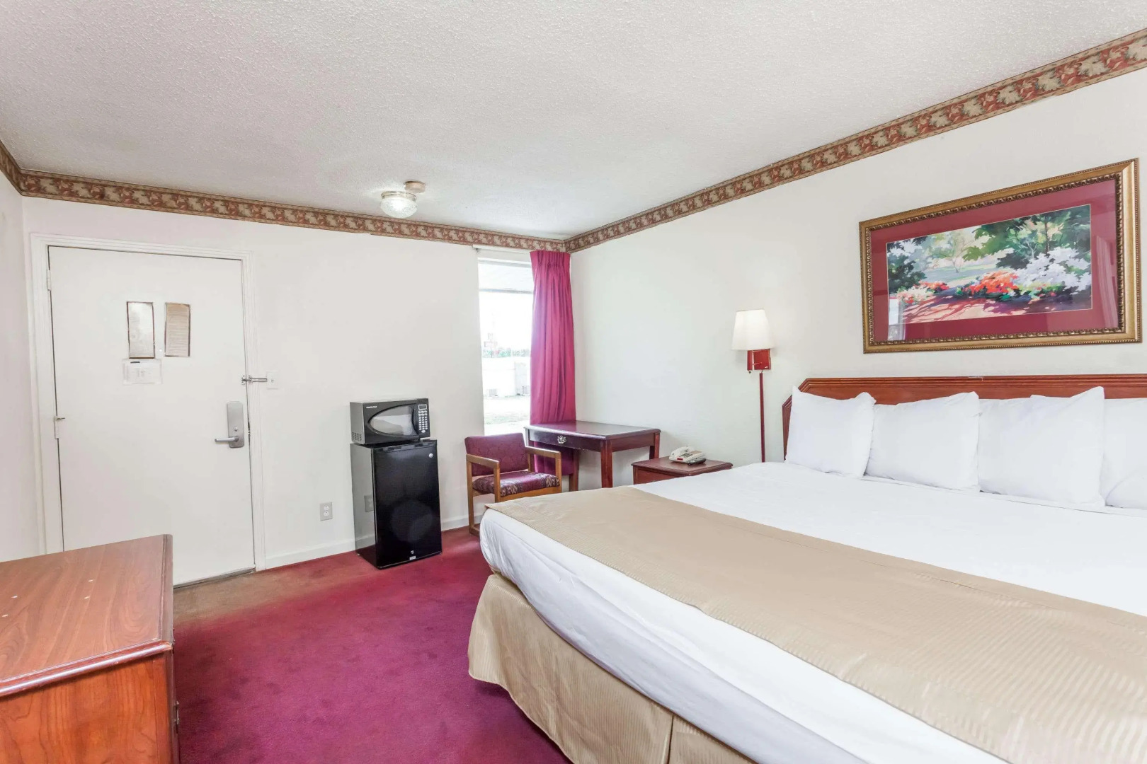 Knights Inn Hurricane Mills