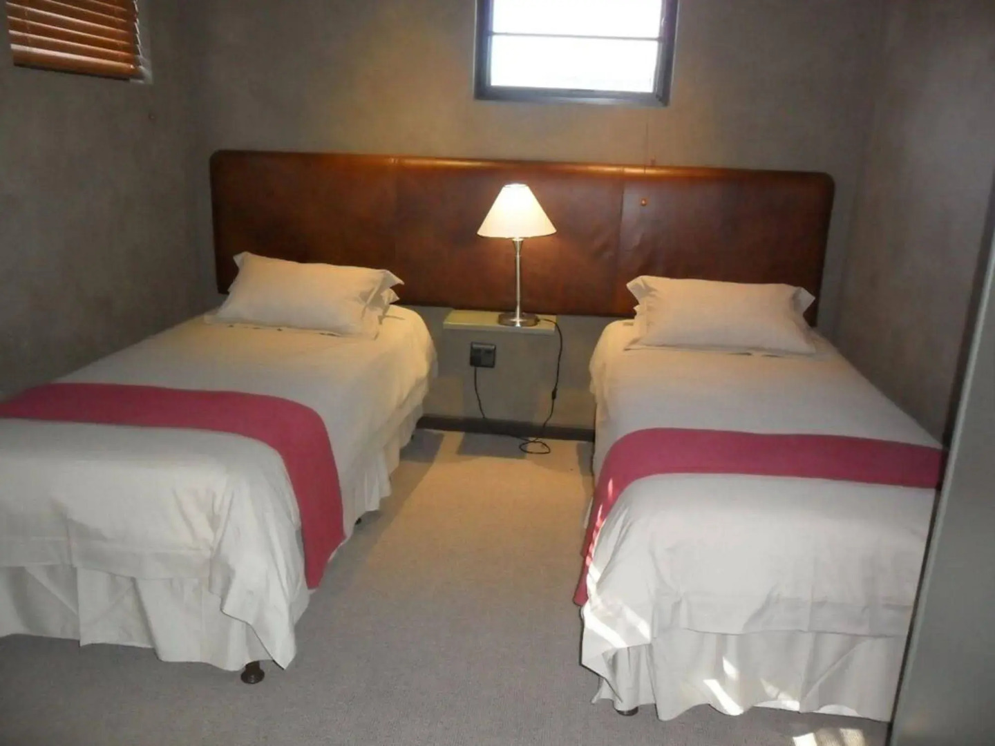 Stonehill River Lodge