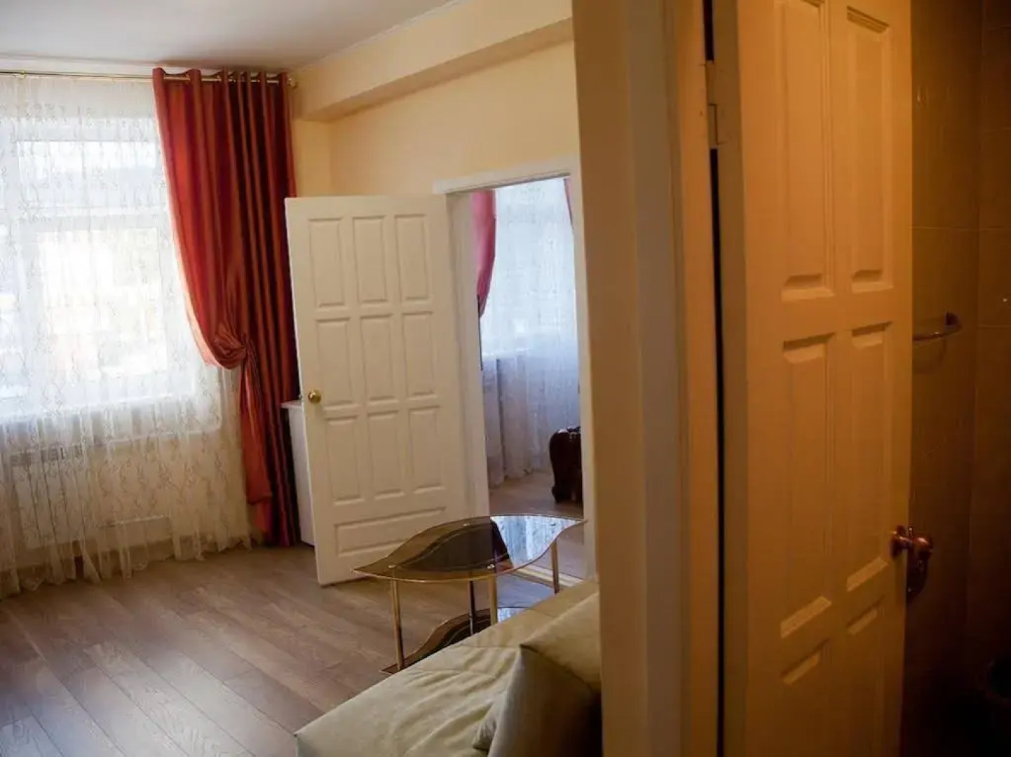 Paradise на Ленина