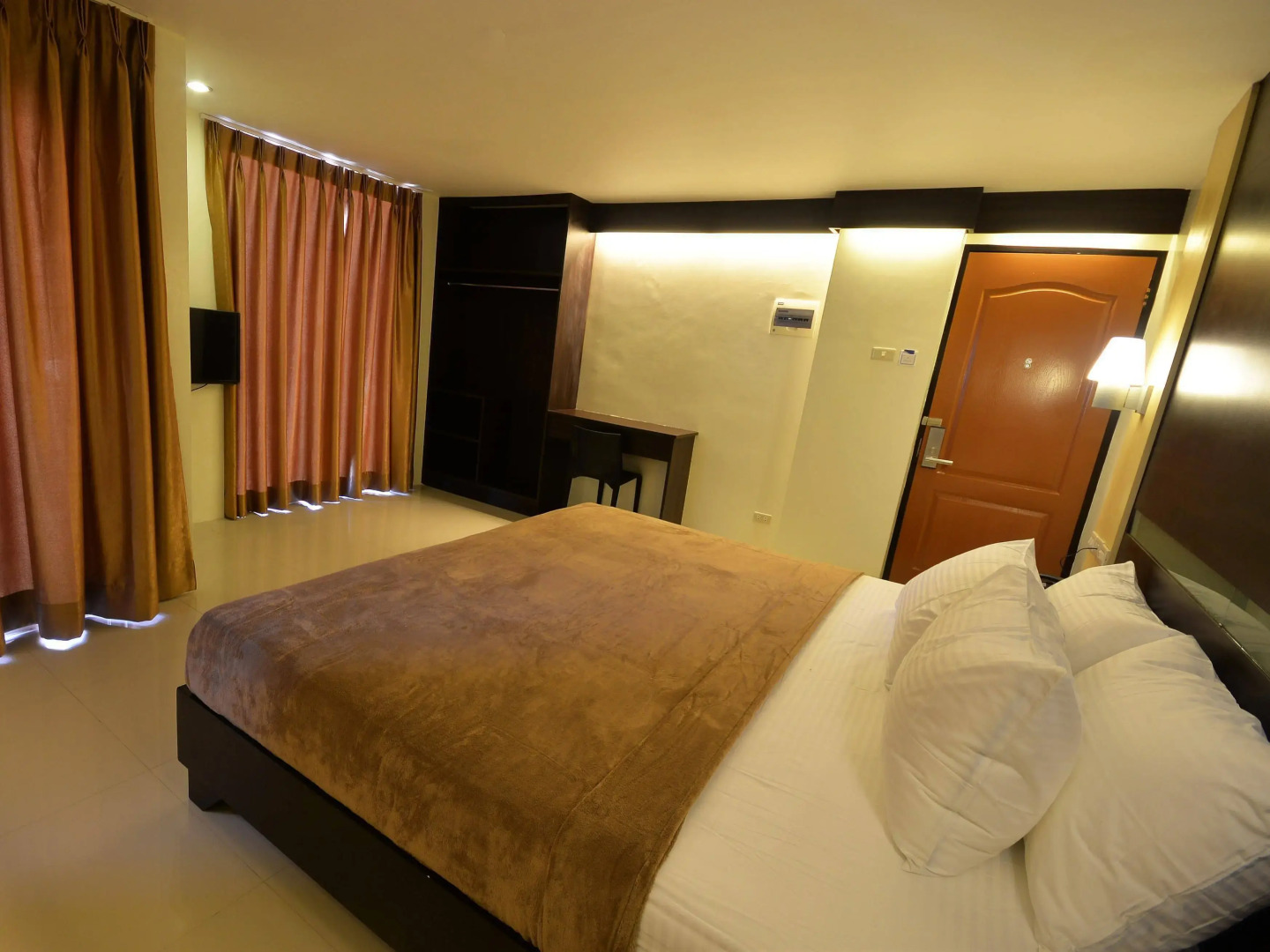 Hamilton Business Inn