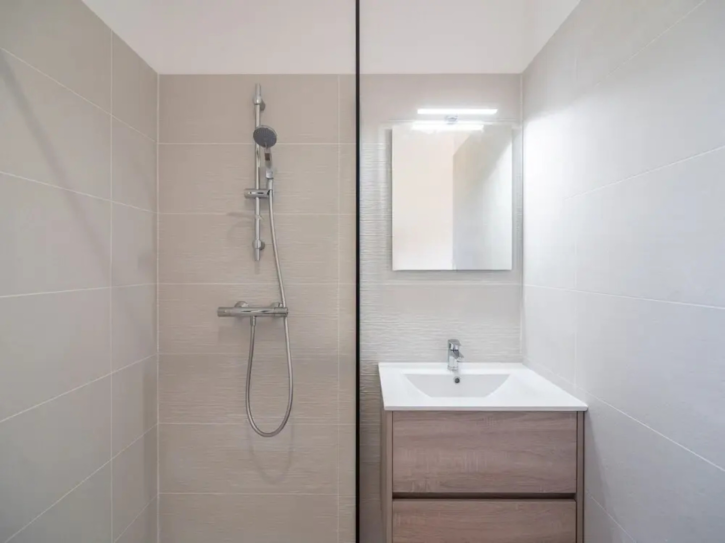 Villa With air Conditioning and Heated Private Swimming Pool in Enclosed Garden Near Beaufort