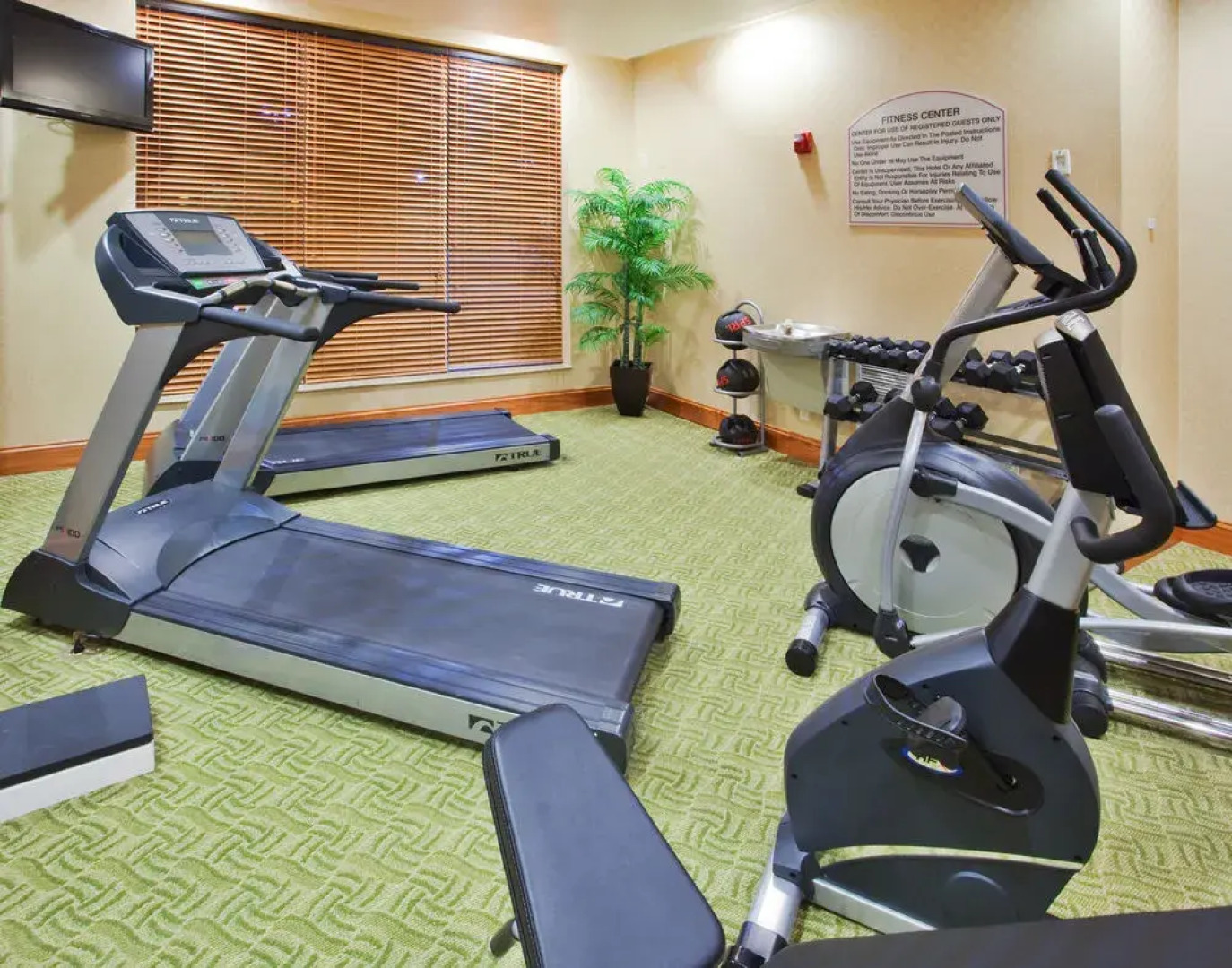 DoubleTree by Hilton Richmond Airport