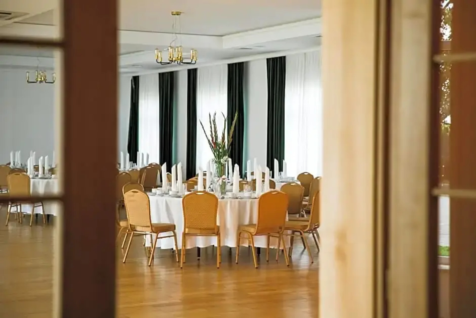 Art Cafe Cafe & Restaurant