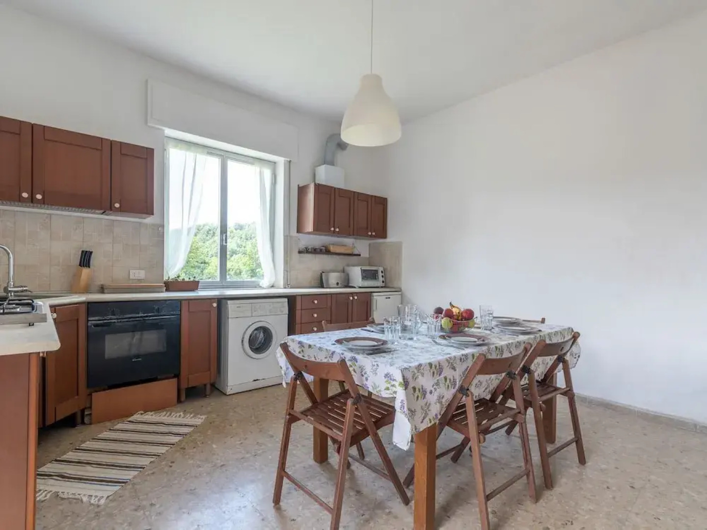 Inviting Holiday Home in Savona With Private Garden