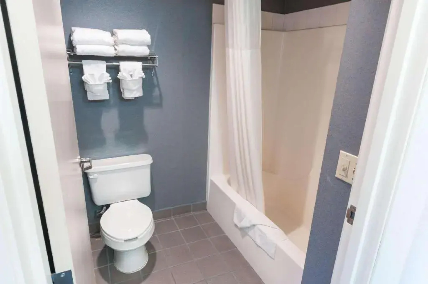 Quality Suites Albuquerque Airport