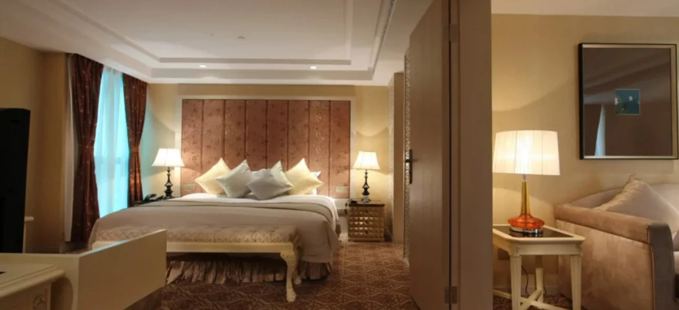 Zhongshan Yihe Grand Hotel