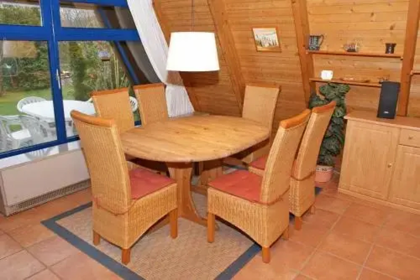 Zeltdachhaus _ fuer bis zu 6 Perso