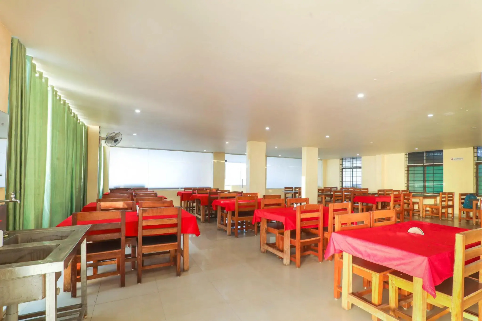 OYO 70001 Hotel Green Tree