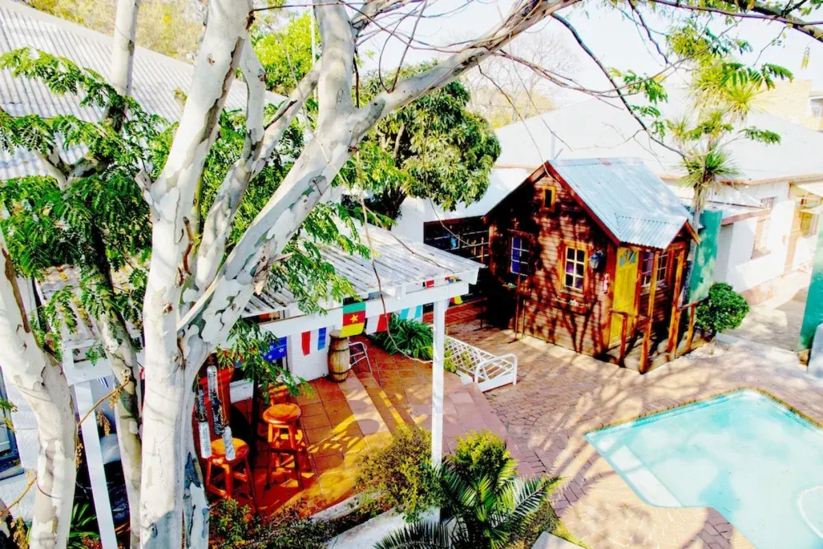 HomeBase Melville - Hostel