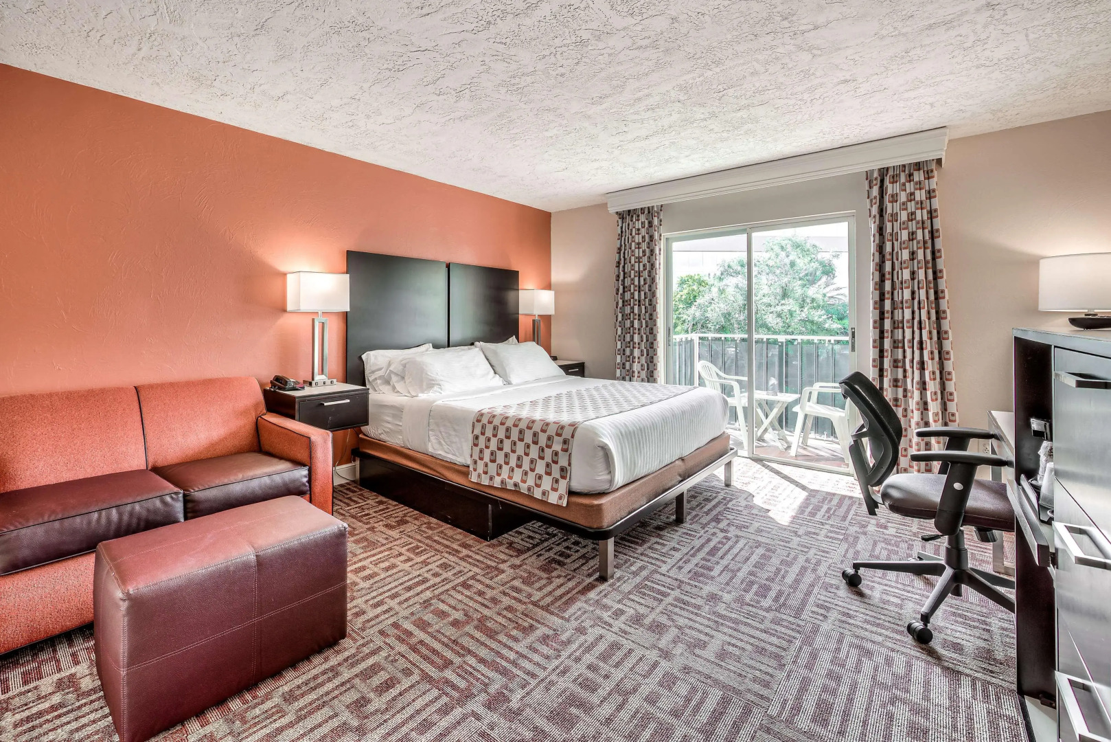 Inn of Naples, Tapestry Collection by Hilton