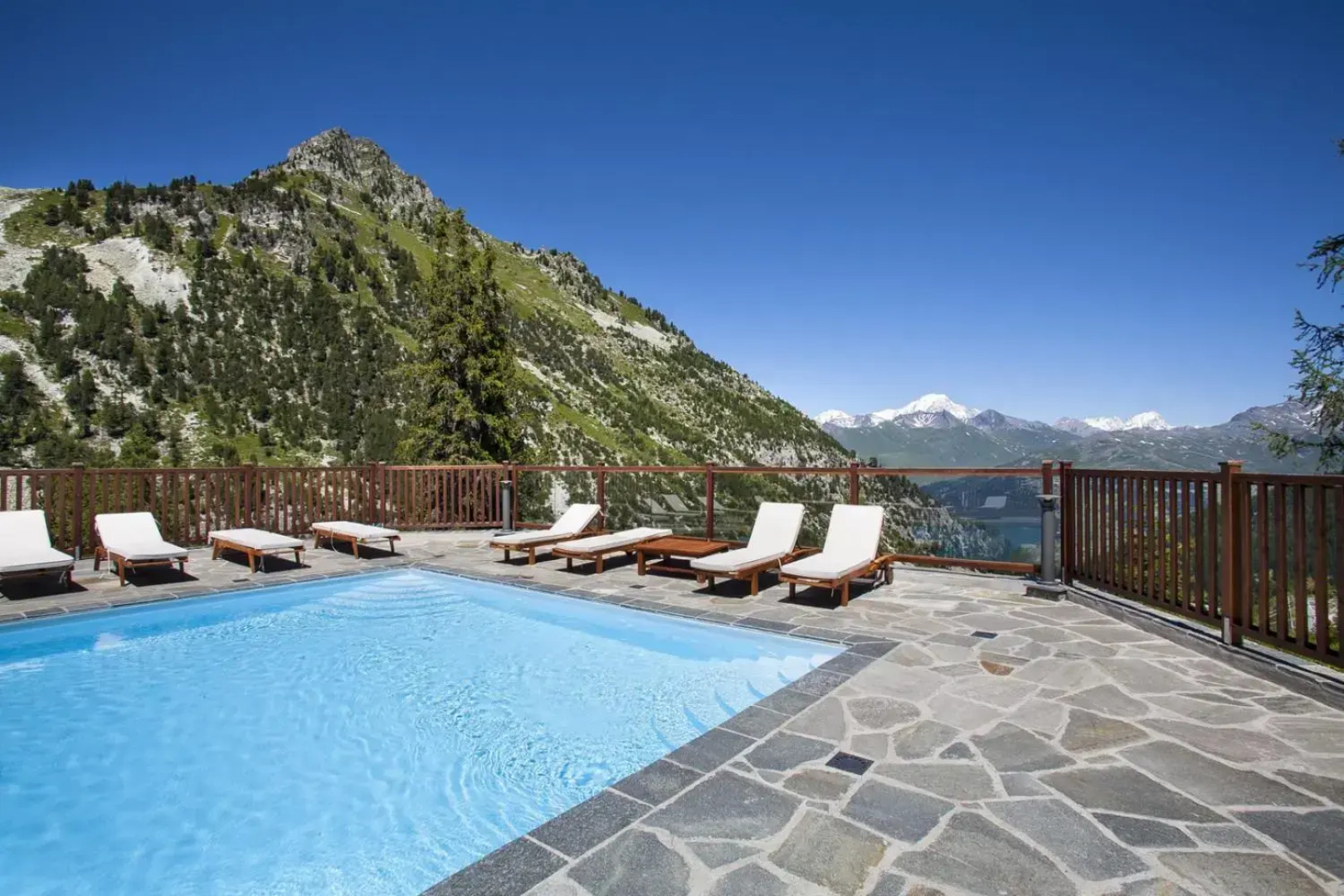 Radisson Blu Resort, Arc 1950