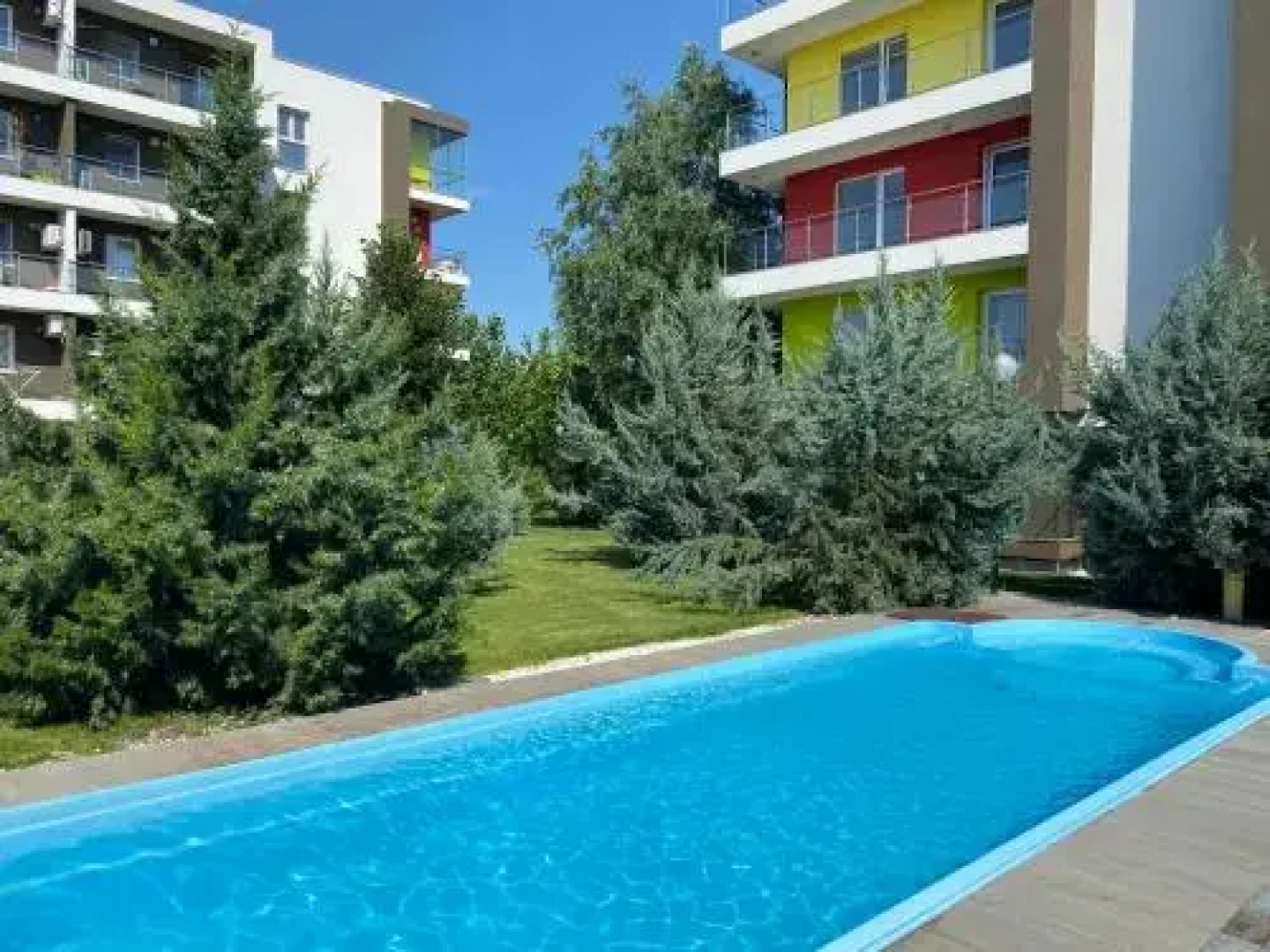 Bucharest Airport Suites & Villas