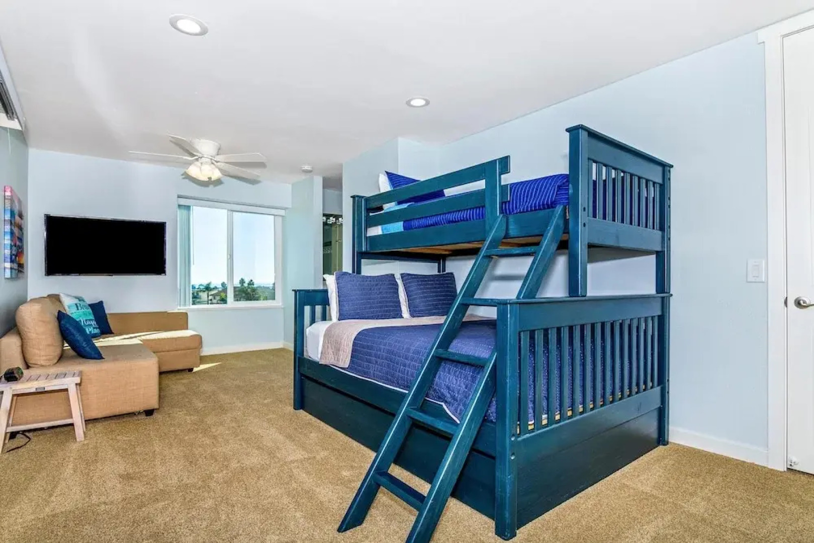 Sea Breeze Penthouse