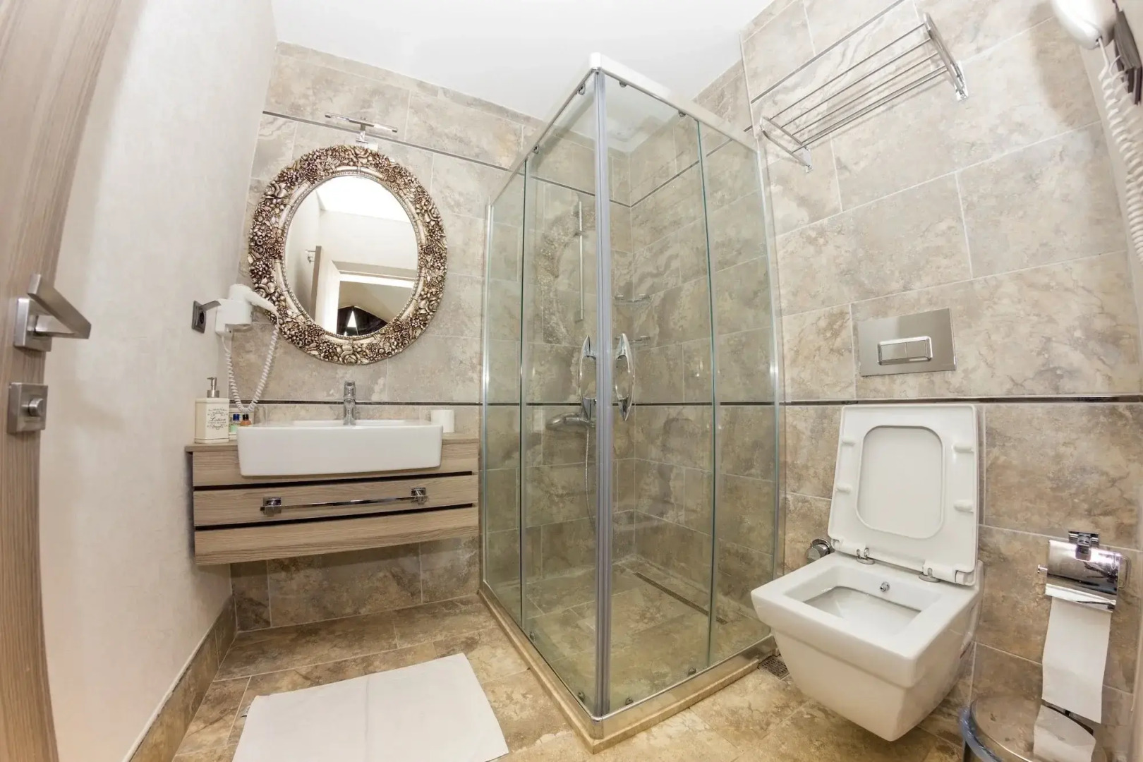 S3 Seahorse Beach Club & Hotel