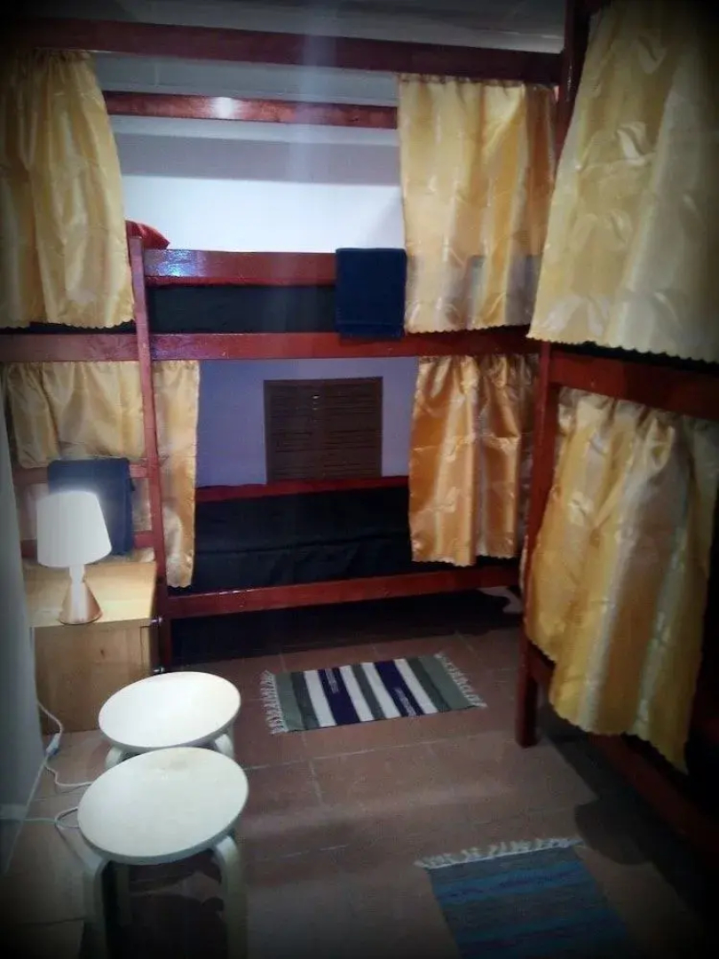Hostel 42