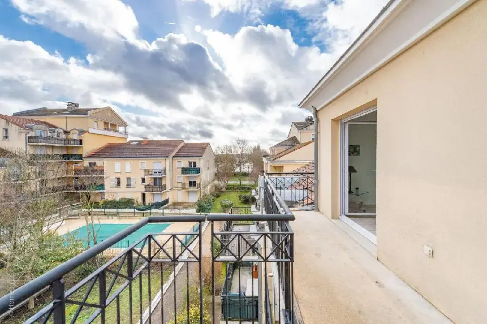 Amazing Cocoon - Fairytale Factory