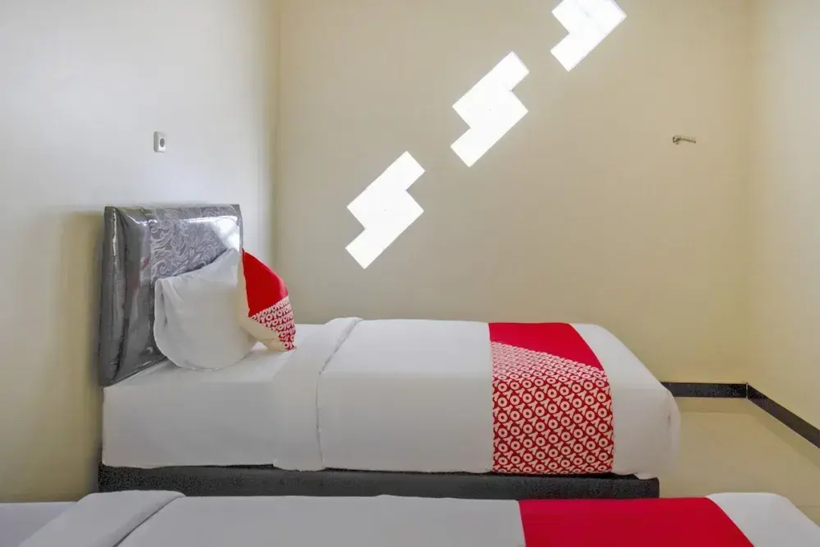 OYO 2753 Irma's Residence