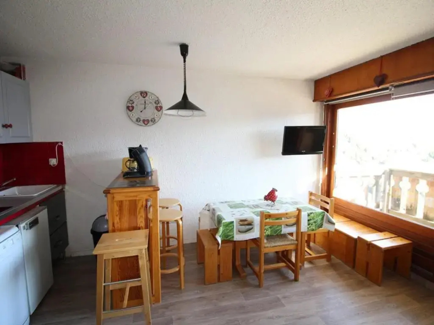 Appartement Auris, 1 pièce, 4 personnes - FR-1-297-151