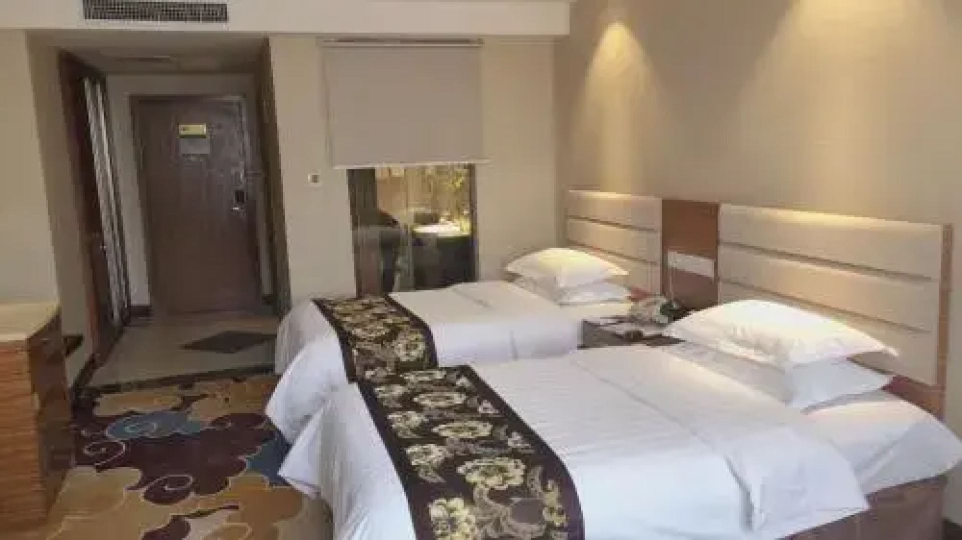 Nanyang Urban Grand Hotel