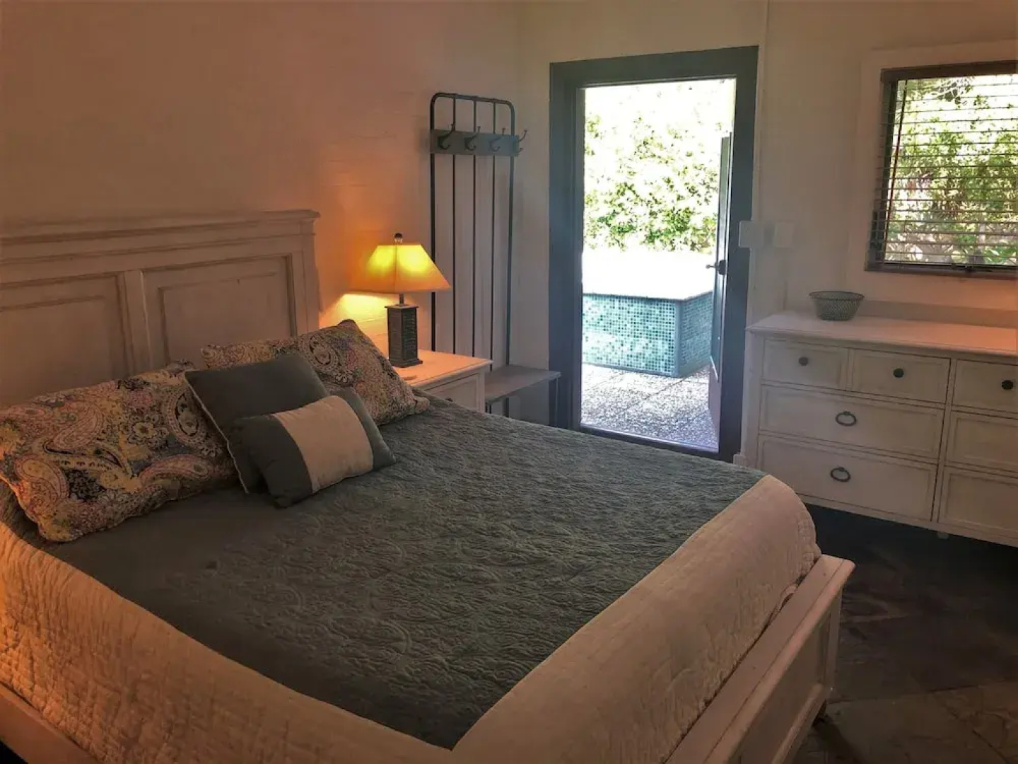 Kisses Cottage by Jekyll Realty