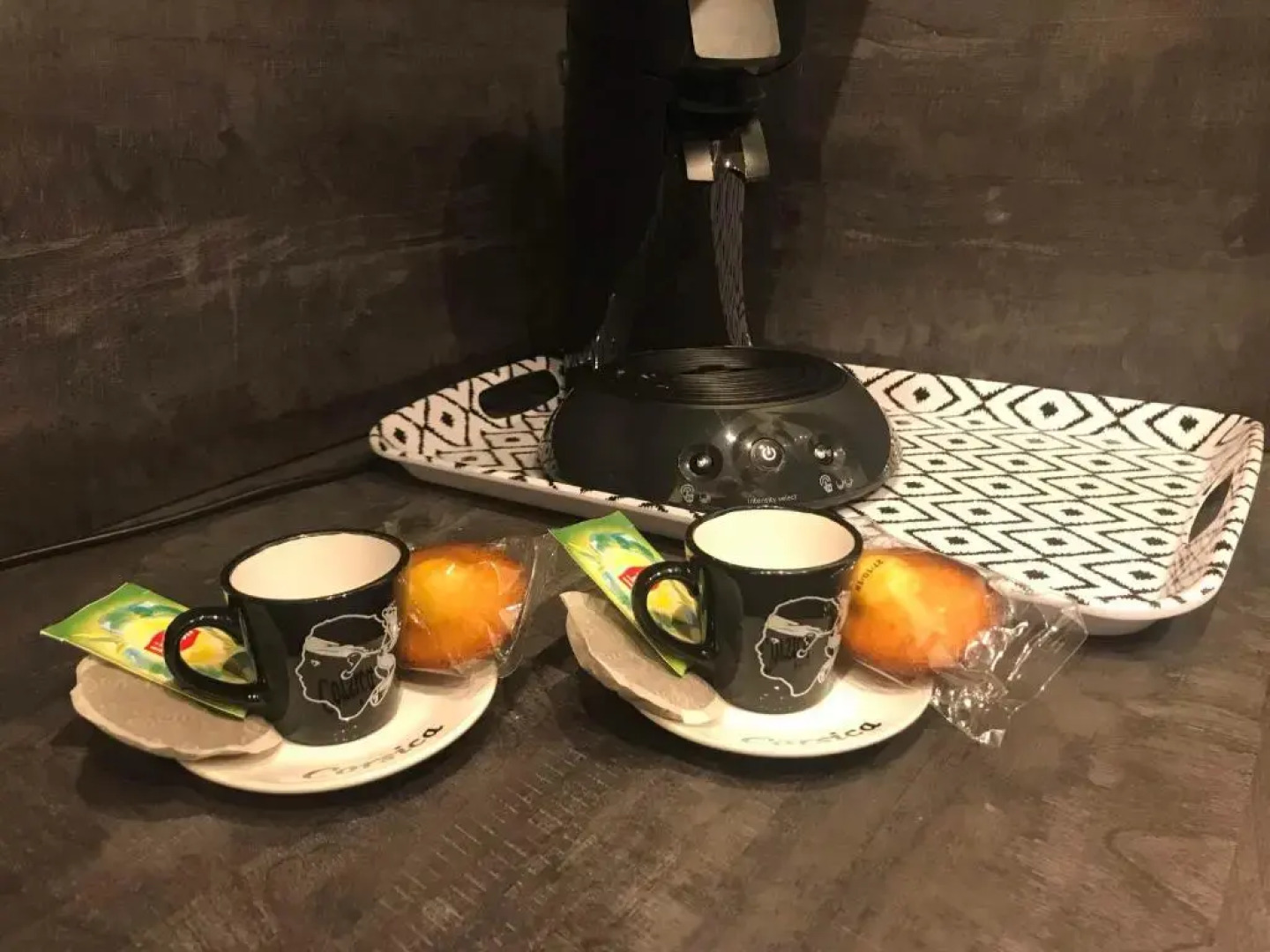 A CASA CORBAIA 2 pièces 40 m2 Chambre, salon, cuisine, jardin privatif, parking proche centre ville et mer