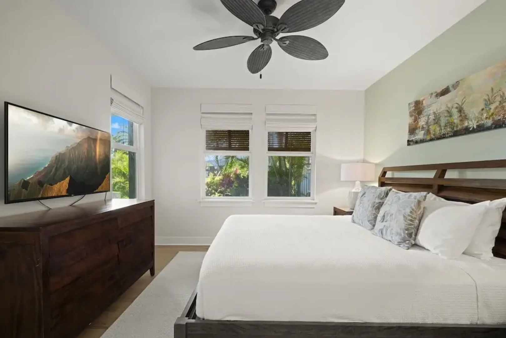 Pili Mai 5d 3 Bedroom Condo by RedAwning