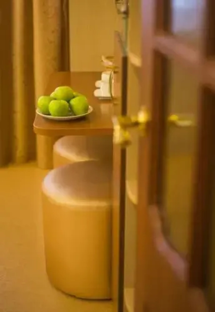 Green Street Hotel & Hostel