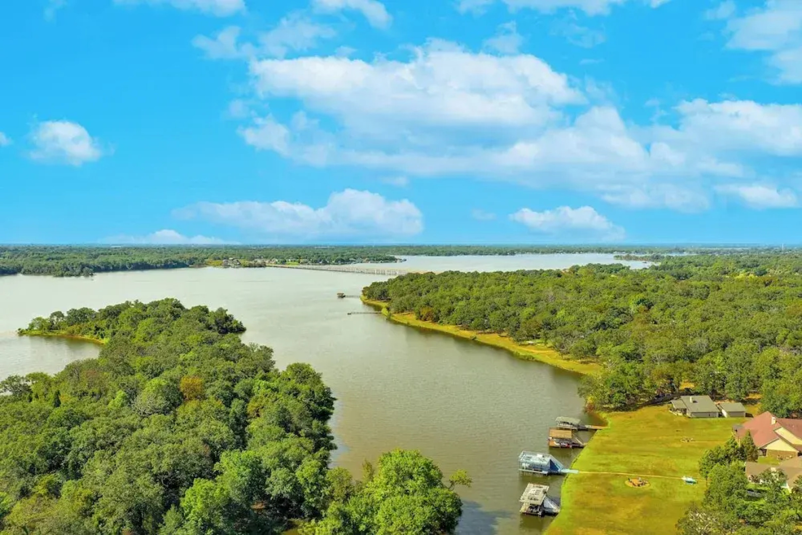 Rhodes Retreat w/ Dock on Cedar Creek Lake!